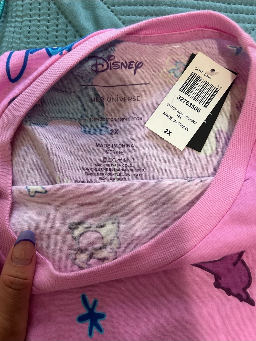 Disney Lilo&Stitch Alien Cousins Allover Print Women’s t-shirt - Picture 4 of 6